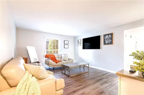 5559 Kingsport Dr #27, Atlanta, GA 30342
