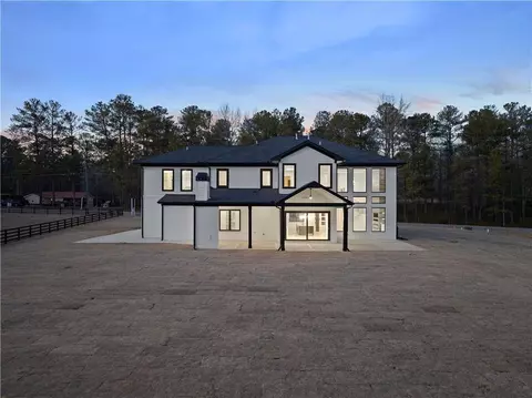 Exterior - 1500 Franklin Cir, Dacula, GA 30019 photo 4 of 9