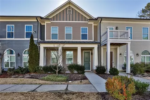 889 Proctor Oaks St, Atlanta, GA 30318