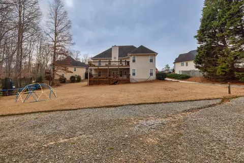 Exterior - 540 Cluster Ct, Grayson, GA 30017 photo 8 of 13