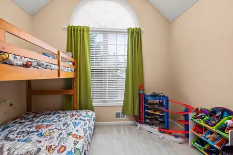 Bedroom - 540 Cluster Ct, Grayson, GA 30017 photo 6 of 10