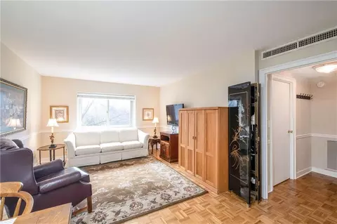 2285 Peachtree Rd NE #503, Atlanta, GA 30309