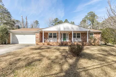 111 Belaire Dr, Warner Robins, GA 31088