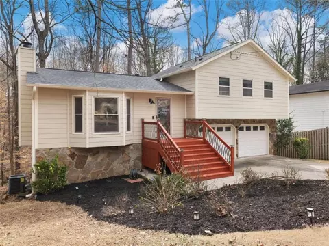 6910 Clearlake Ct, Atlanta, GA 30360