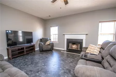 20 Hazelhurst Dr, Covington, GA 30016 photo 12