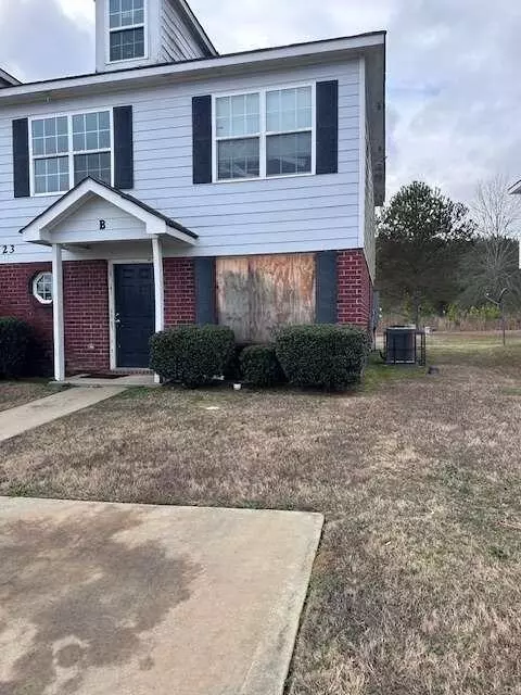 Exterior - 623 Mill Stone Blf #B, Monroe, GA 30655 photo 2 of 5