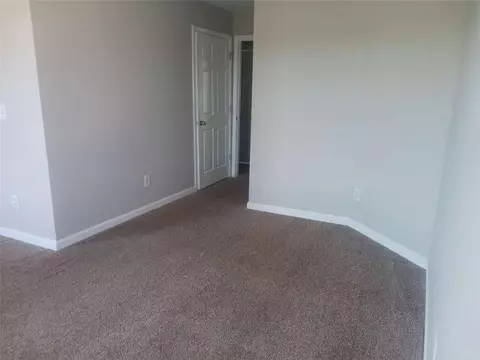 632 Mill Stone Blf #B, Monroe, GA 30655 photo 5