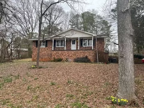 61 Windy Hill Rd SW, Marietta, GA 30060