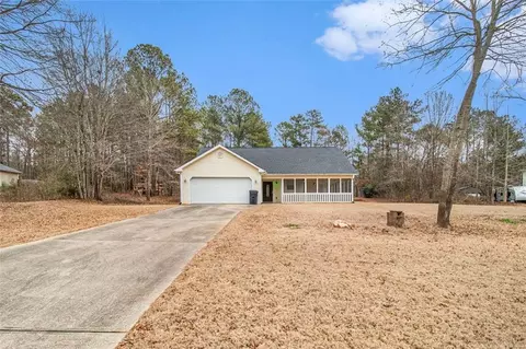 215 Macadamia Ct, Covington, GA 30016 photo 3