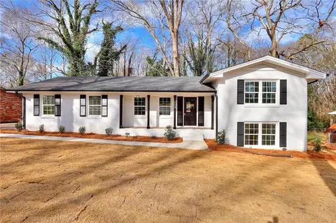 208 Indian Creek Dr, Monroe, GA 30655