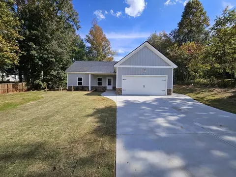 2546 Honeysuckle Ln, Temple, GA 30179