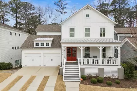 2040 Elderberry Ln, Roswell, GA 30075