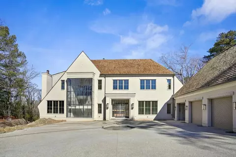 1165 W Garmon Rd, Sandy Springs, GA 30327