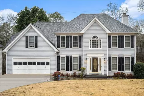 2581 Eastmont Trl, Snellville, GA 30039