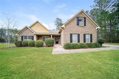 321 Mckibben Dr, Locust Grove, GA 30248