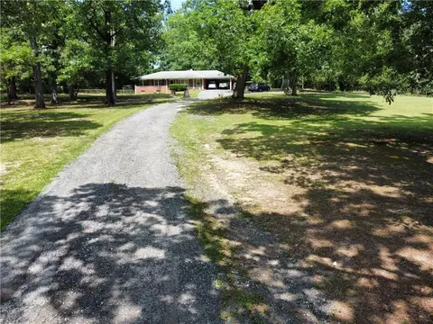 2330 NE Hi Roc Rd NE, Conyers, GA 30012
