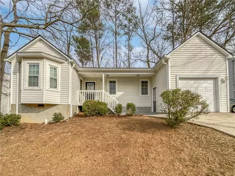 5905 Brookside Dr SE, Mableton, GA 30126