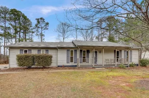 1288 Briar Ridge Ln, Jonesboro, GA 30238