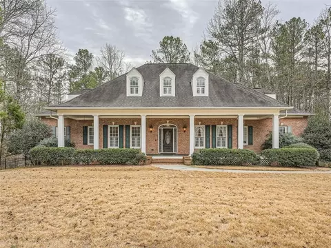 4329 Stratford Dr, Douglasville, GA 30135