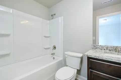 Bath - 252 Basie Loop, Fairburn, GA 30213 photo 6 of 7
