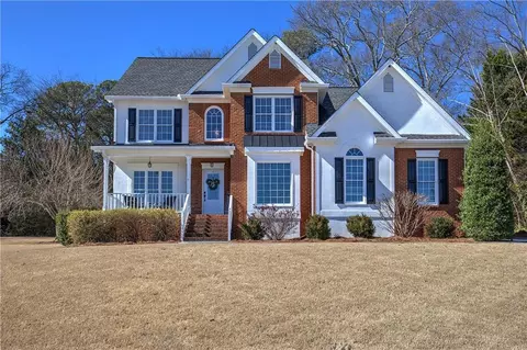 119 Brighton Ct NE, Calhoun, GA 30701