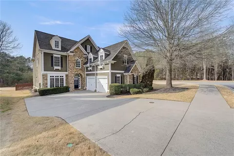 4046 Hill House Rd, Smyrna, GA 30082