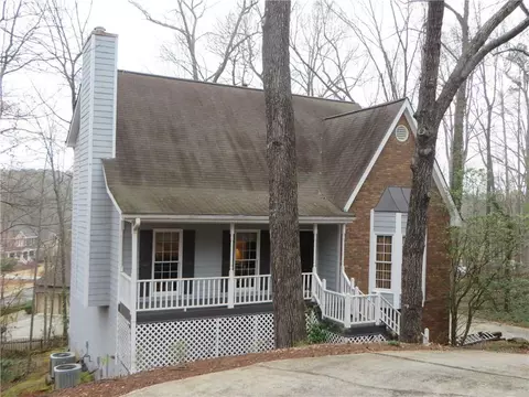 2543 Zachary Woods Dr NW, Marietta, GA 30064