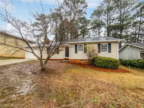 2090 Marbut Ln, Lithonia, GA 30058