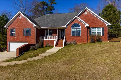 172 Alexander Dr, Mcdonough, GA 30252