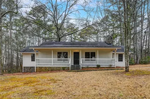 41 Creekwood Dr, Griffin, GA 30223