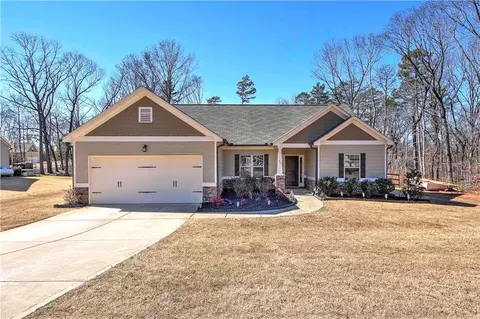 67 Bryn Dr, Dawsonville, GA 30534