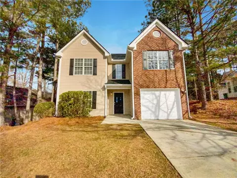 6728 Browns Mill Trl, Lithonia, GA 30038