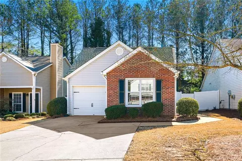 304 Paxton Ct, Woodstock, GA 30188