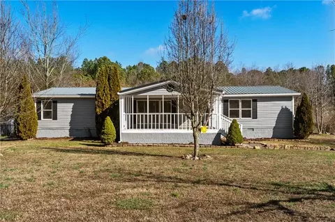 522 W Nance Springs Rd, Resaca, GA 30735