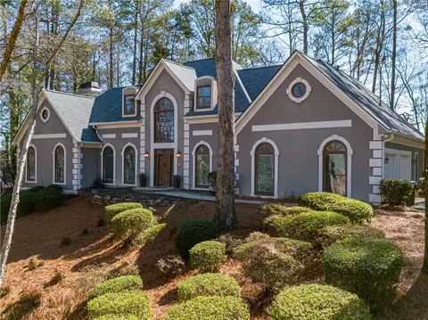 270 Plantation Way, Roswell, GA 30075