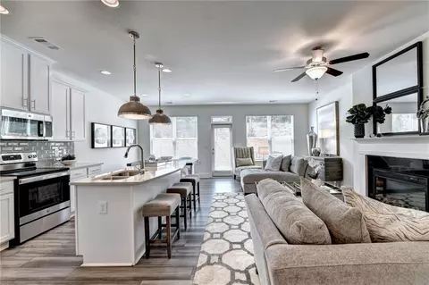 1606 Nancy Jo Ln #70, Conyers, GA 30013