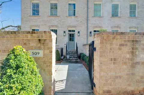 509 Woodhollow Dr, Roswell, GA 30075