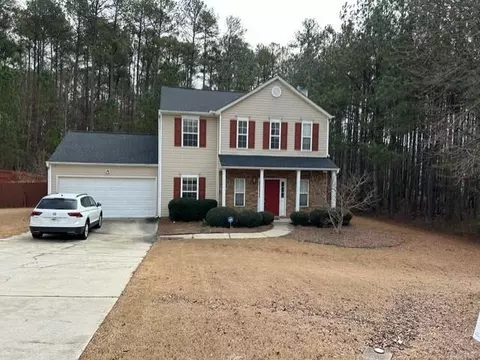 2223 Baker Carter Dr, Loganville, GA 30052