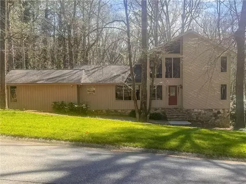 4642 Montauk Rd, Lilburn, GA 30047