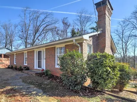 2876 Summit Ridge Dr, Marietta, GA 30066