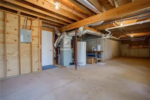 Exterior - 4020 E Meadow Dr, Duluth, GA 30096 photo 6 of 14