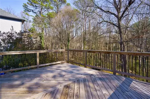 Exterior - 4020 E Meadow Dr, Duluth, GA 30096 photo 9 of 14