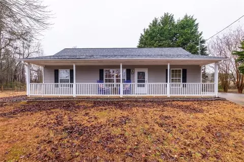 91 Grove Pl, Temple, GA 30179