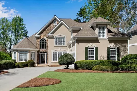 Exterior - 7325 Craigleith Dr, Duluth, GA 30097 photo 3 of 17