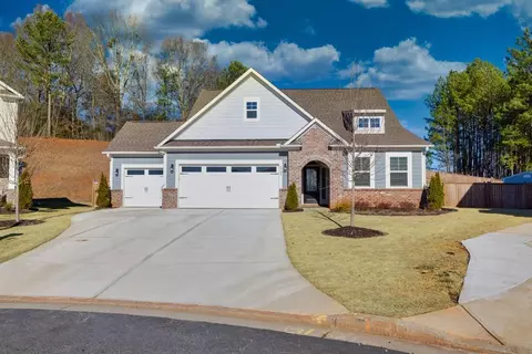 6908 Manchester Dr, Flowery Branch, GA 30542