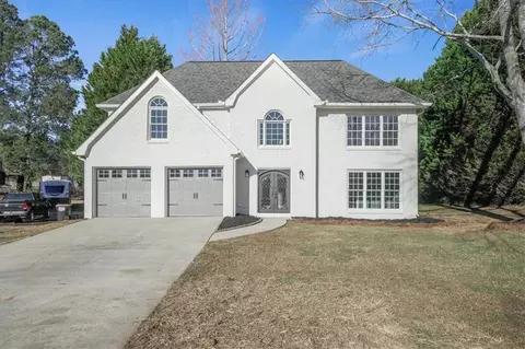 2030 Clayburn Dr, Cumming, GA 30040