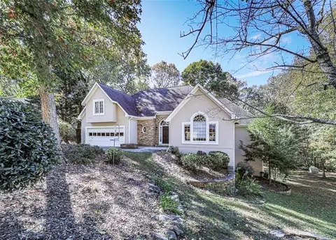 2851 Riverfront Dr, Snellville, GA 30039