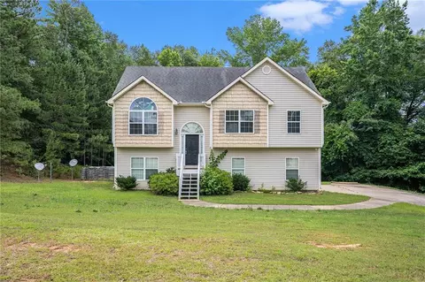 155 Liberty Bell Ln, Griffin, GA 30224