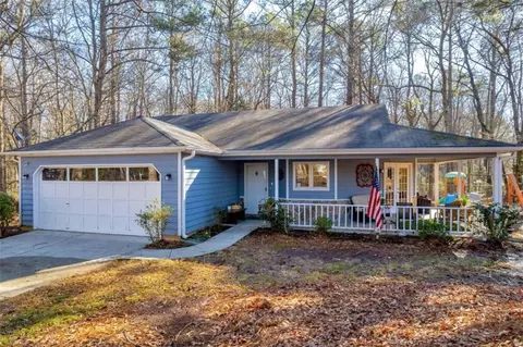 3520 Brookview Dr, Loganville, GA 30052