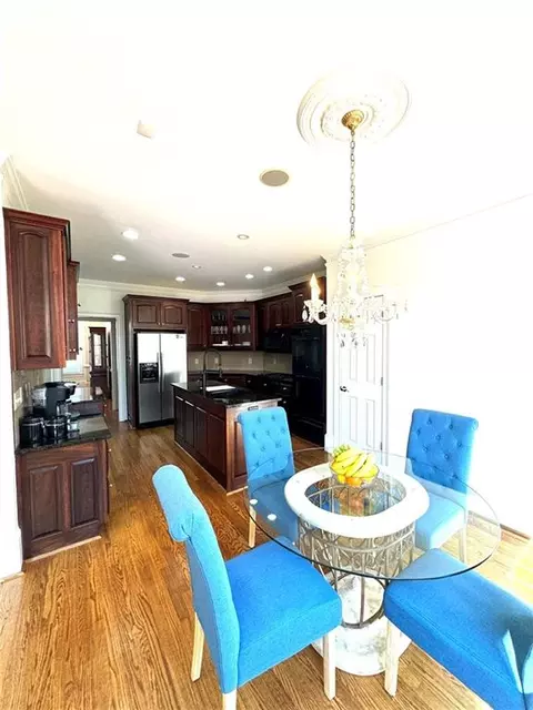 Dining - 8945 Forest Path Dr, Gainesville, GA 30506 photo 6 of 7
